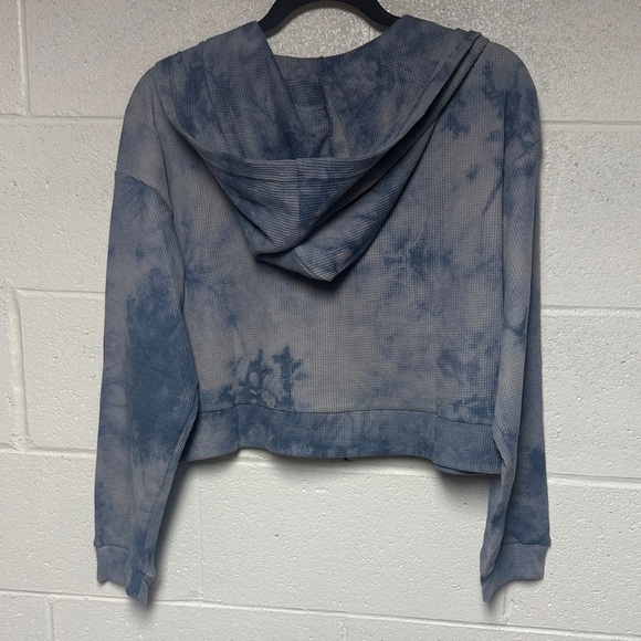 Style Rack Blue Tie-Dye Hoodie - Picture 8 of 9